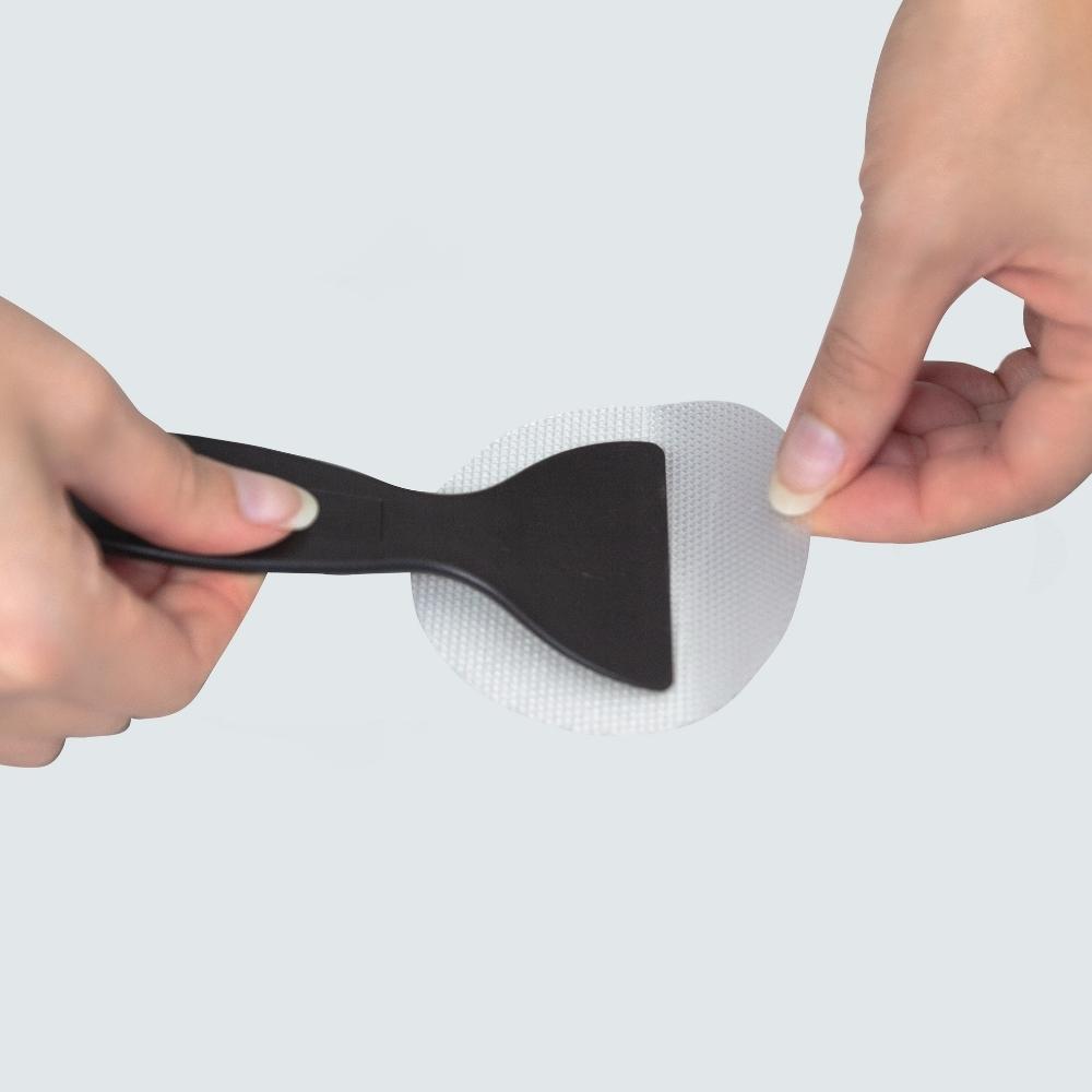 Application of clear anti-slip grip dots