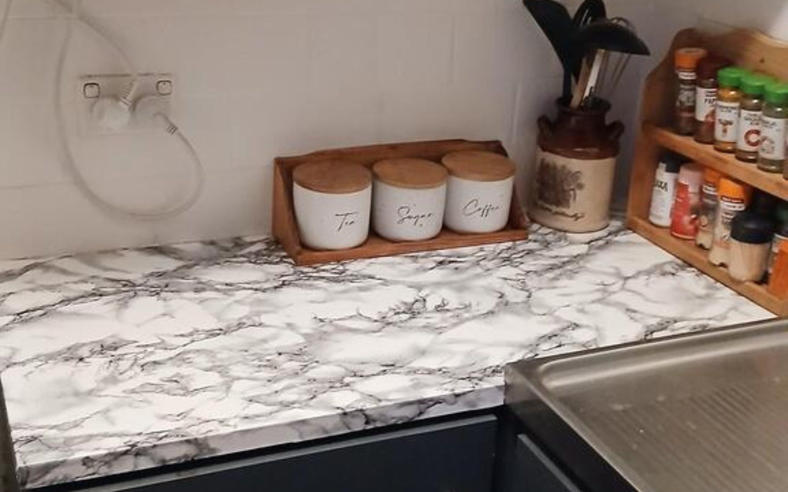 Customer photo adhesive vinyl benchtop marble marmi white