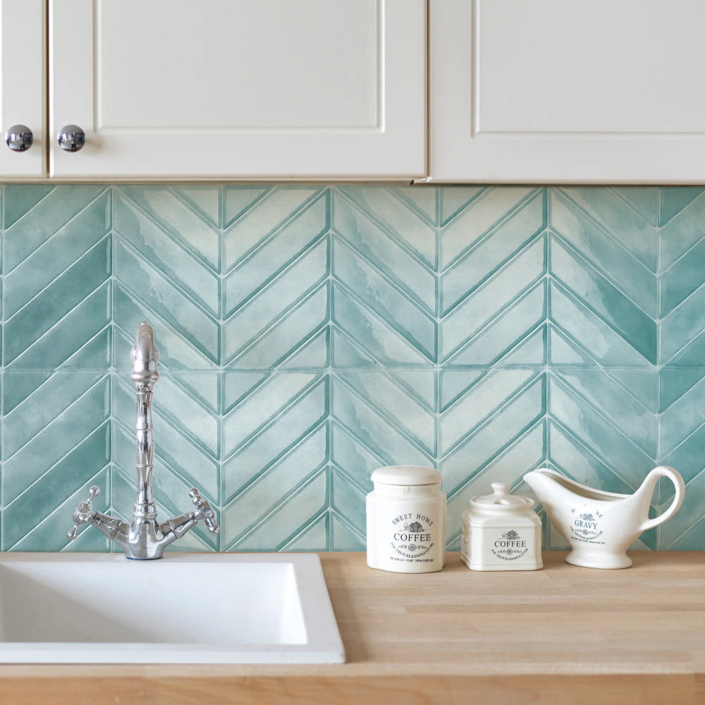 Chevron Taby in kitchen